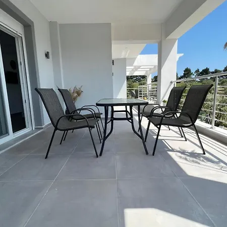 Sithonian Apartman *