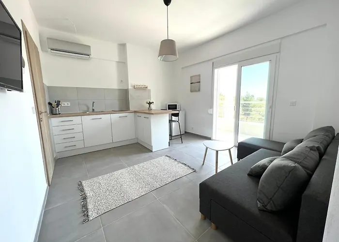 Sithonian * Айос-Николаос